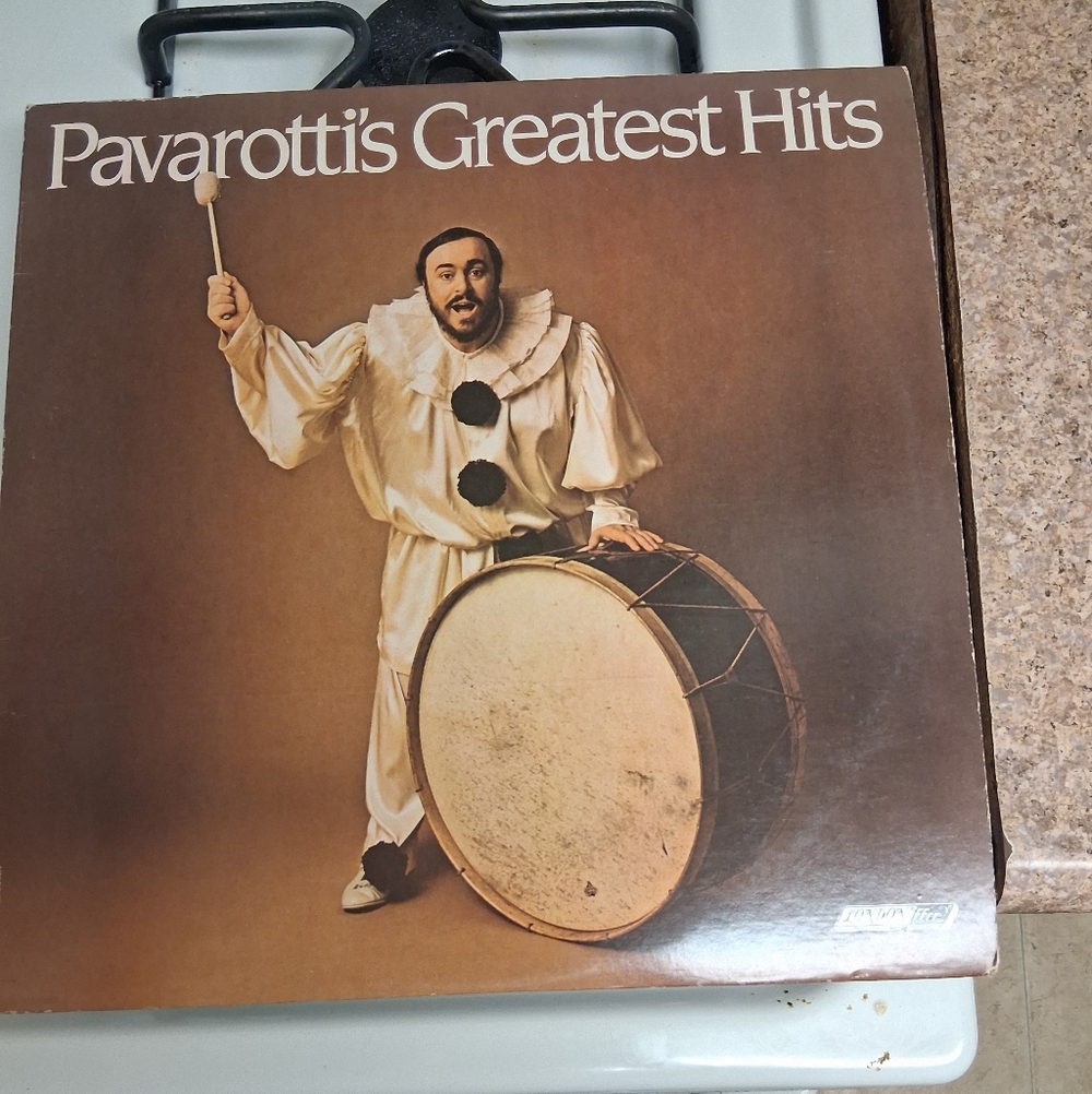 PAVAROTTI'S GREATEST HITS vinyl Double LP collectors Item